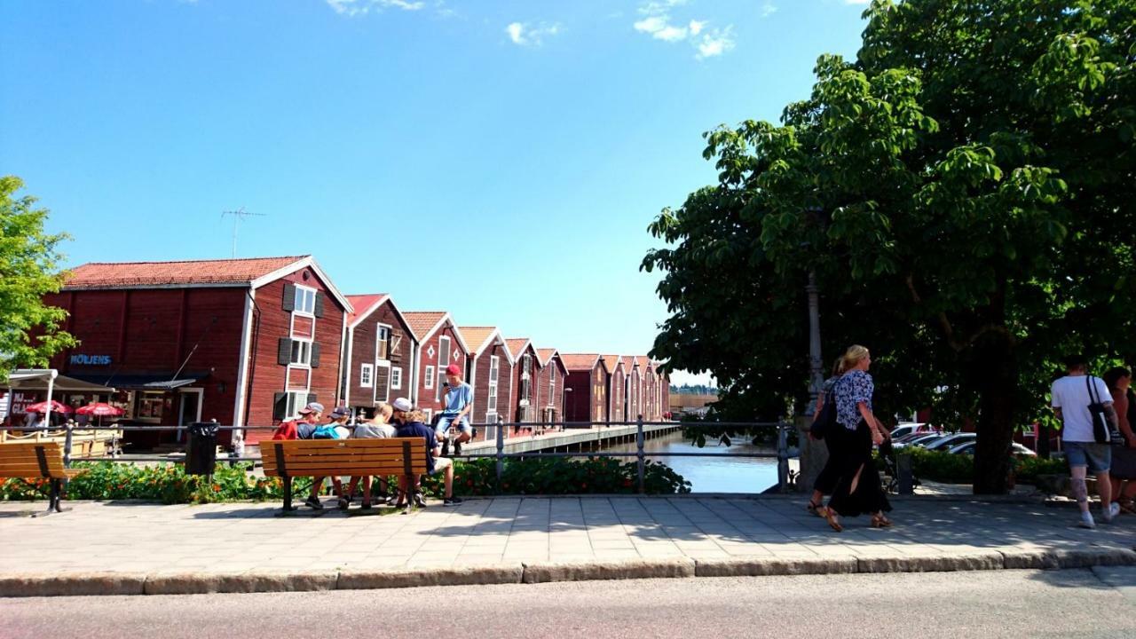 Ett Hus Med 3 Sovrum Med Supersnabba Internet Fiberanslutningen 1000Mb-100Mb I Hoeg, 7 Minuter Fran Hudiksvall Dış mekan fotoğraf